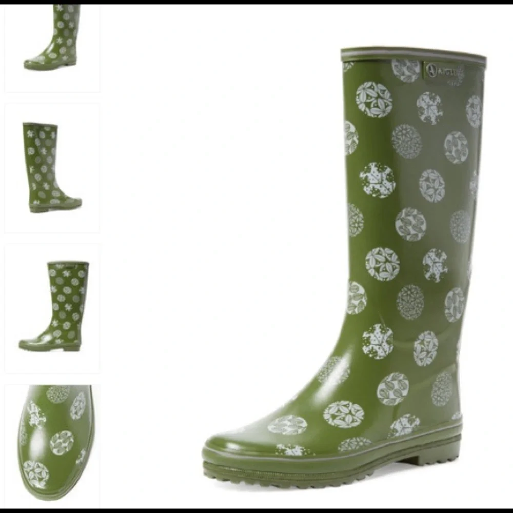 Aigle Rain Boots NWT